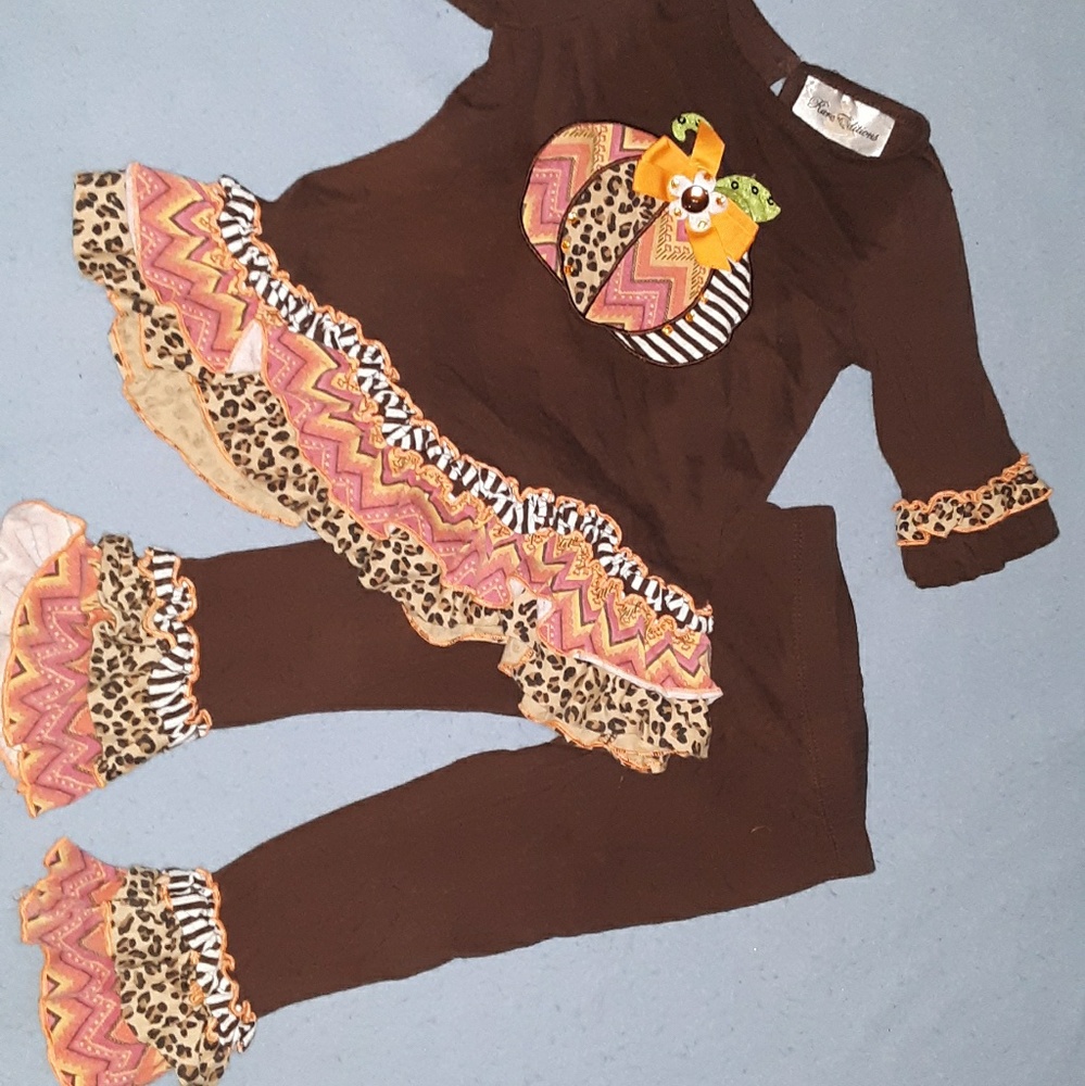 Thanksgiving pumpkin outfit